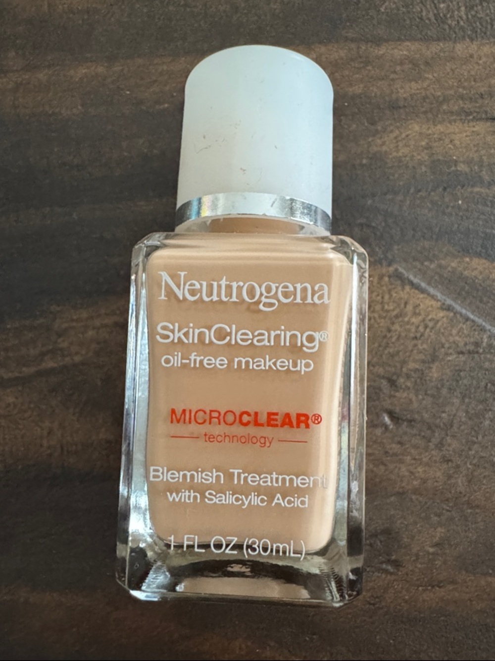 Neutrogena Oil-Free Makeup Foundation - 40 Nude